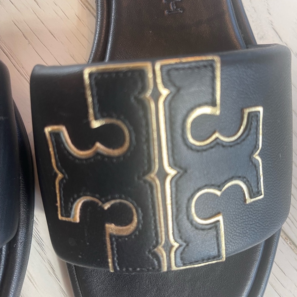 Gorgeous Tory Burch Black Leather Slides with Gold Detailing! - Picture 5 of 14